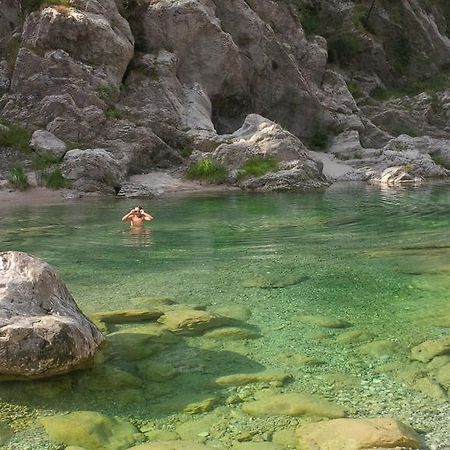 Agriturismo Borgo Titol Tramonti di Sopra エクステリア 写真